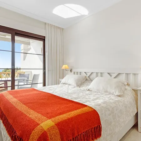 Gadea 4-3 *